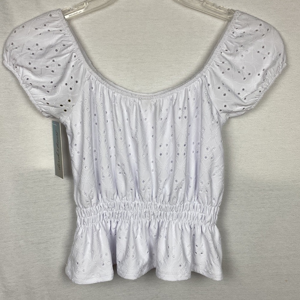 Derek Heart white eyelet lined top NWT size S